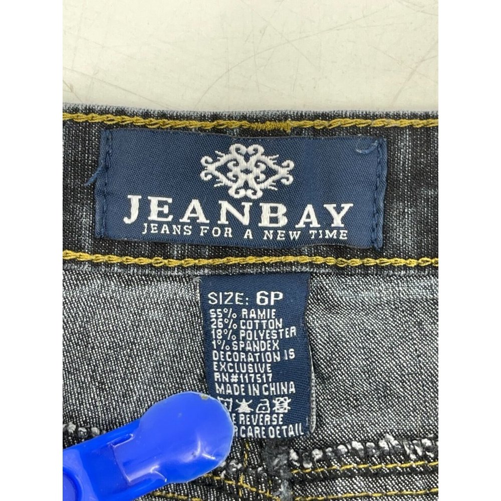 Jean Bay Women's Bootcut Denim Jeans Mid Rise Medium Wash Embroidered Size 6P - Picture 7 of 12